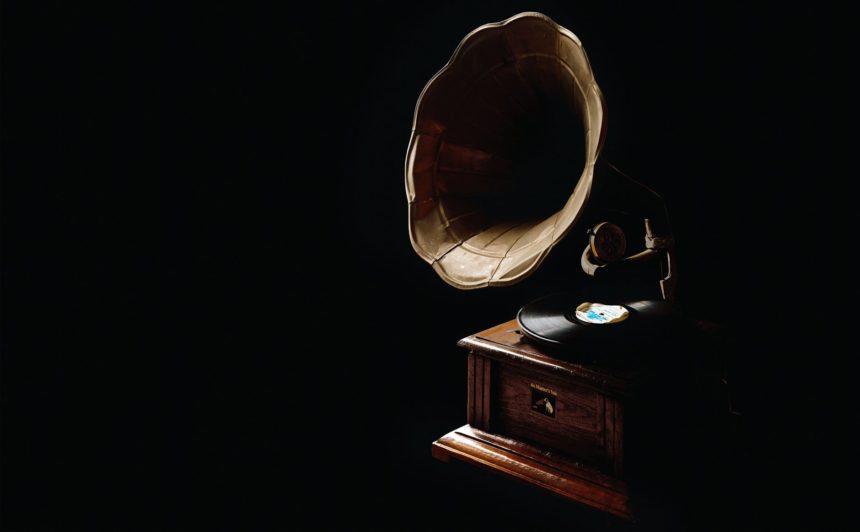 Old Things in the Interior of the House. For the most Thrifty and Creative!