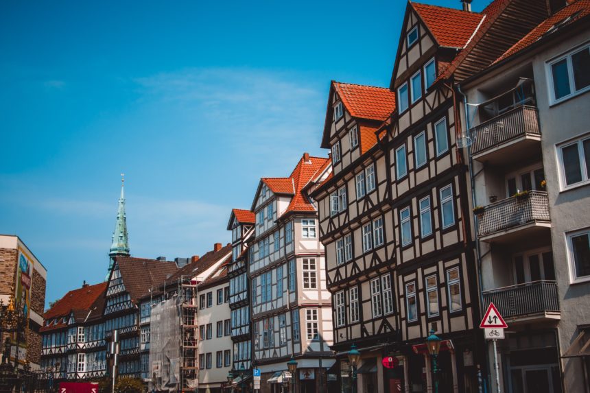Why Do Germans Move to the Suburbs?