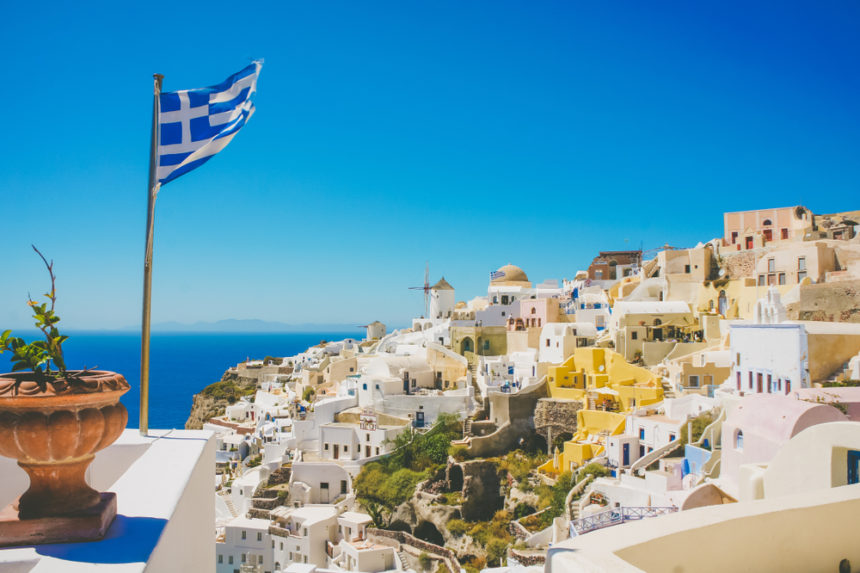 Permanent Residency in Greece through Investments in Security Papers