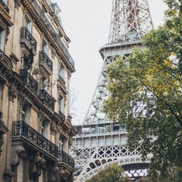 Super Rich People Buy Real Estate in Paris