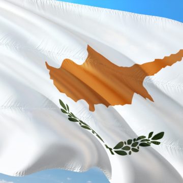 Cyprus “freezes” the program for issuing “golden passports”